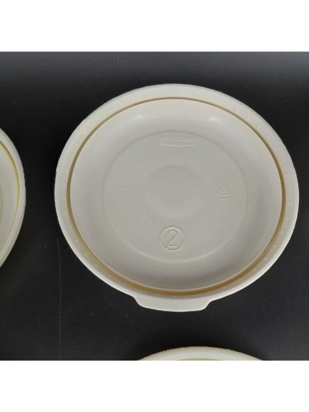 Rubbermaid Servin Saver Container Lids Set 6 Round Replacement #2 #8 Almond